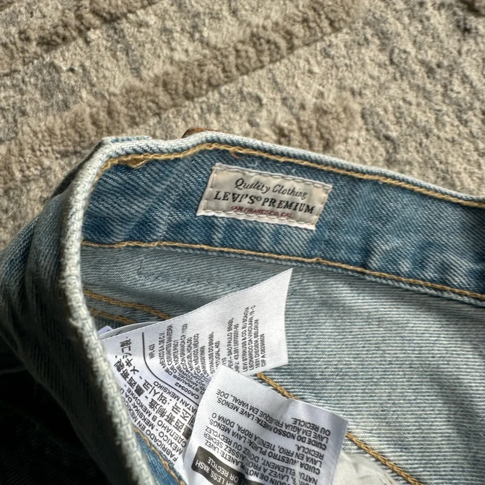 SOLD DO NOT BUYLevi’s Premium 501 short - Picture 5 of 10